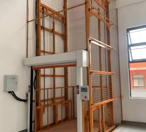 玛多升降货梯是特种设备码